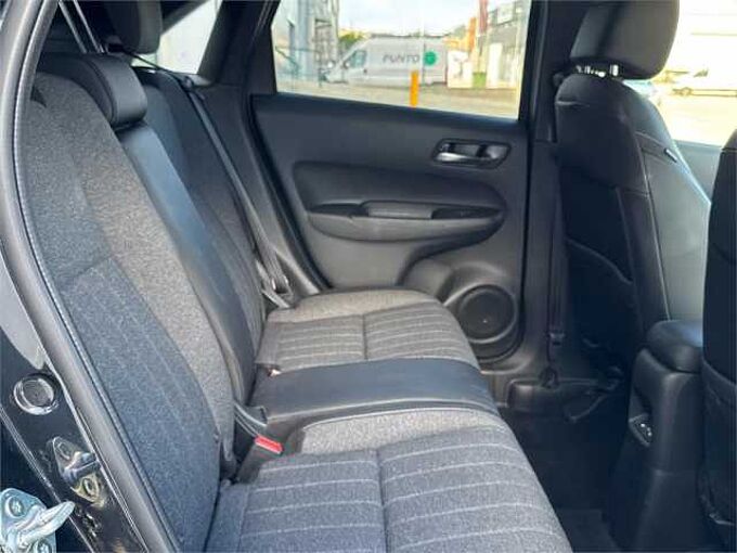 Honda Jazz 1.5 i-MMD ADVANCE